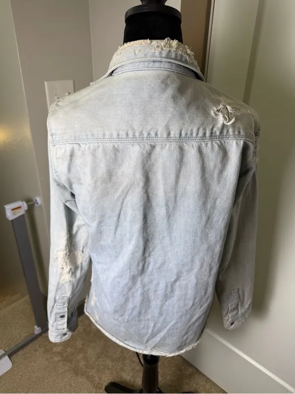 Zara Relaxed Fit‎ Medium Distressed Wash Button Front Jean Denim Jacket Button S - Image 4