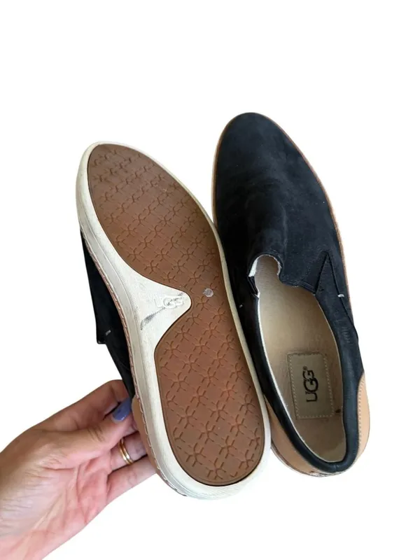 UGG AUSTRALIA Women’s Black Slip On Sneakers Size 9.5 - Image 2