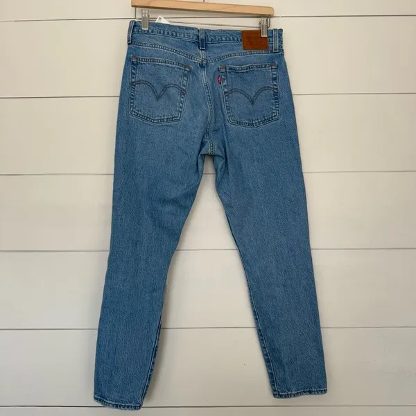 Levi’s Women’s 28 Wedgie Distressed Button Fly Jeans - Image 3