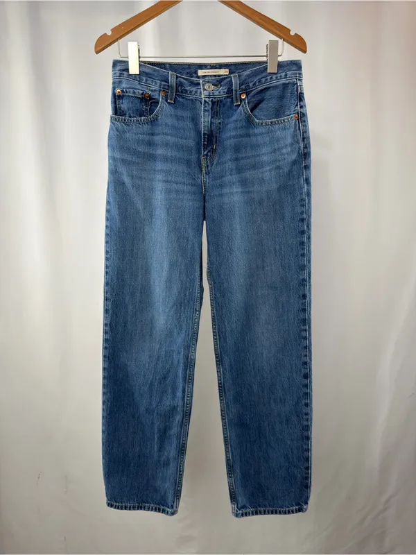 Levi’s Low Pro‎ Straight Leg Jeans in Blue Size 28 - Image 4