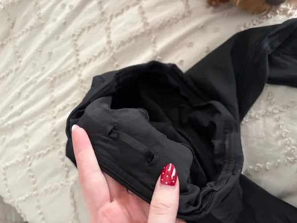 Cropped Lululemon Leggings - Image 2