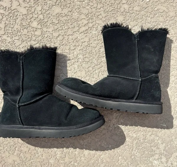 Ugg Marciela Boots Black Suede Shearling Mid Calf Size 9 - Image 2