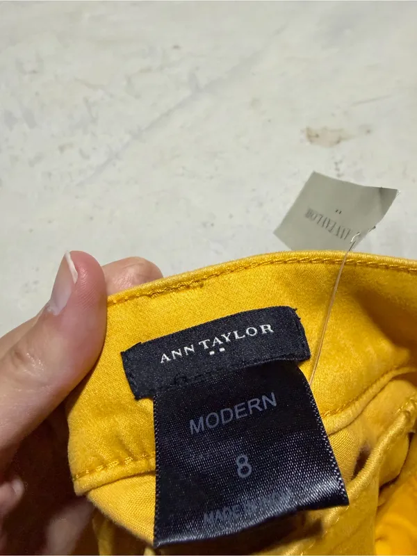 Ann taylor NWT modern skinny leg Yellow Pants 8 MSRP$80 - Image 7