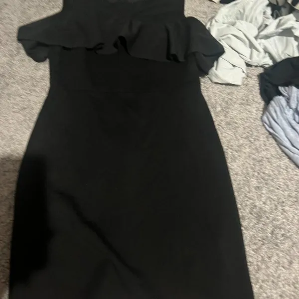 French Connection small black‎ dress - Image 3