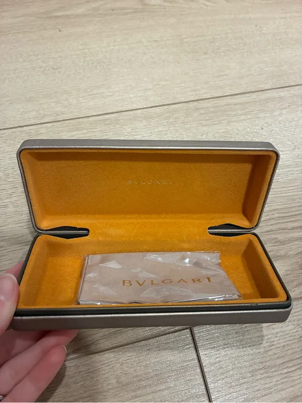 BVLGARI Gold Glasses Case Cleaning Cloth Set - Image 4