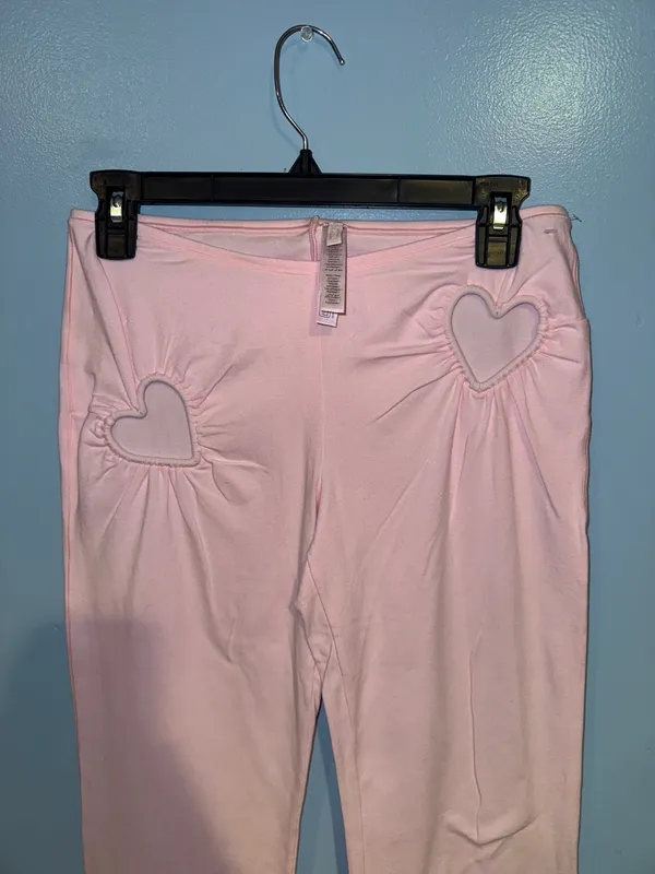 SKIMS Valentine’s Day Heart Leggings - Image 2