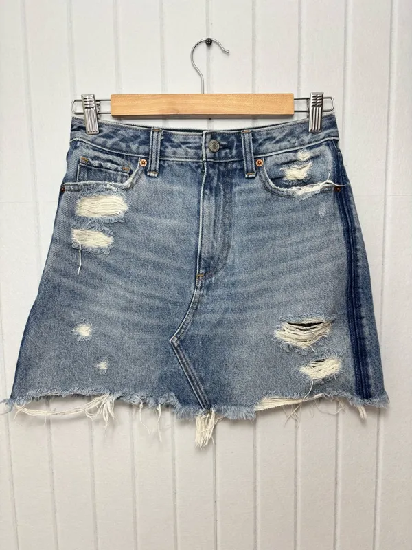 Abercrombie‎ & Fitch ZOE Natural Rise Vintage A-Line Light Blue Denim Skirt 26 - Image 2