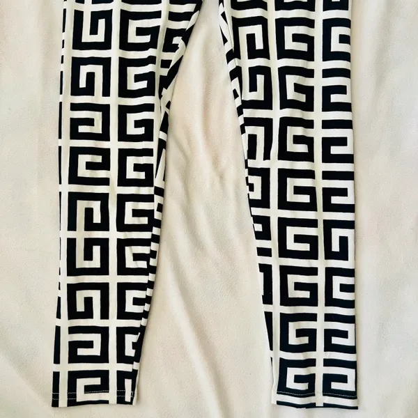 Boutique G Print Top & Leggings Set - Image 4