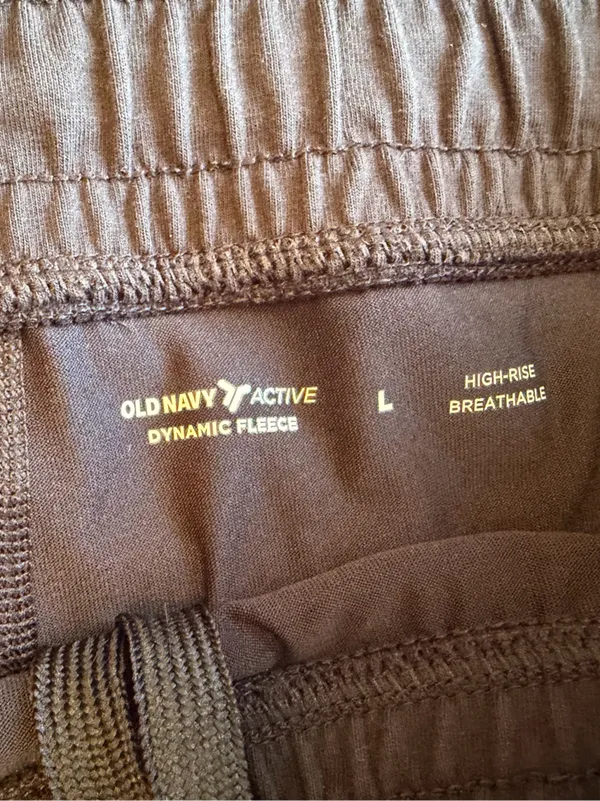 Old Navy Active Dynamic Fleece Short Skort Women's Black Large Zip Pockets - Image 3