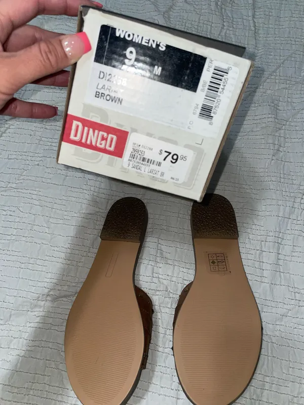 Dingo Lariat women's slide sandals in brown leather with studded buckle size 9 - Image 3