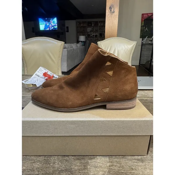 Lucky Brand Womens Jakeela Ankle Suede Brown Boots Shoes Size 10 Pointed Toe - Image 2