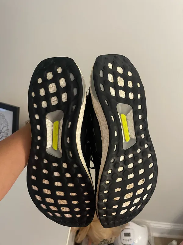 Adidas Ultra Boost - Image 2