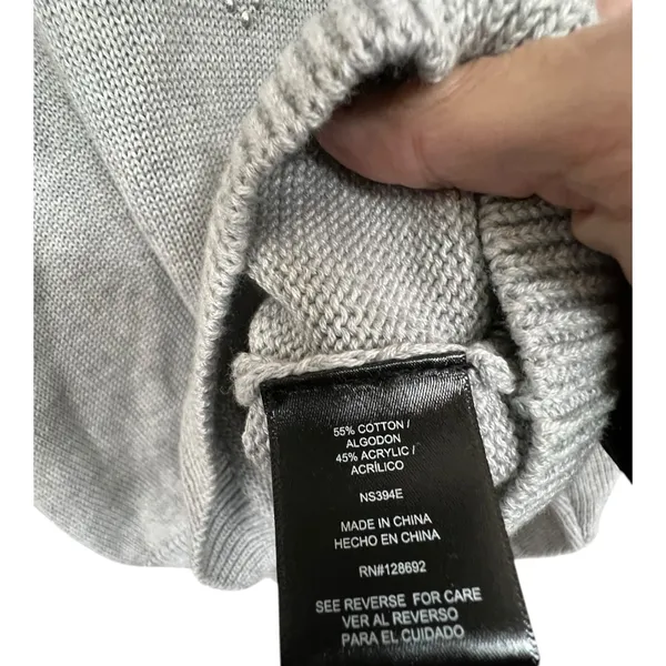 NWT Madden NYC Women's Sweater with Heart Detail - Gray - Image 5