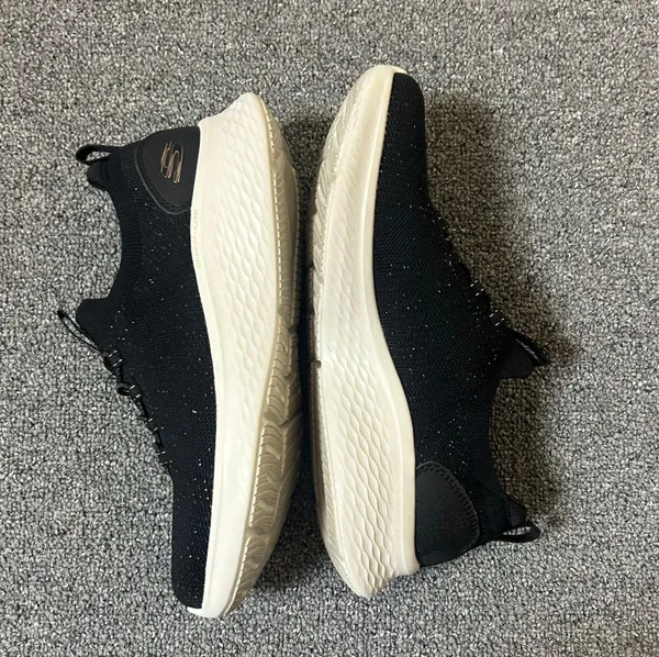 Skechers - Image 5