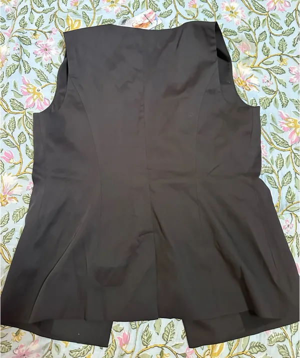 PRETTYGARDEN Black blouse vest - Image 5