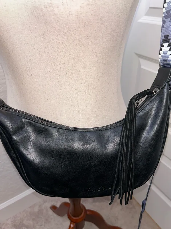 Montana West Crescent Crossbody Purse Bag Size OS - Image 6
