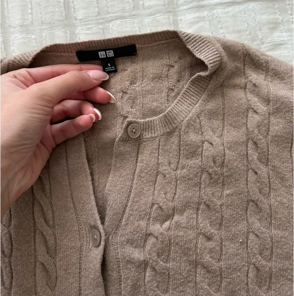 UNIQLO Cable Knit Cardigan - Image 2