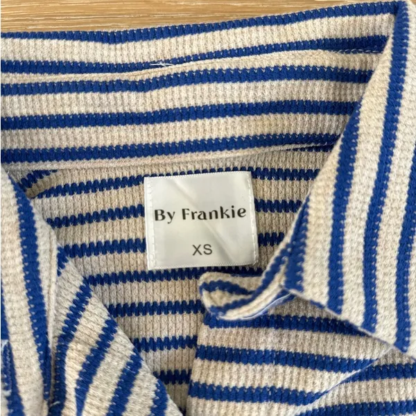 By Frankie Aris Stripe Shirt & Shorts Set Size XS Blue Gray - Image 3