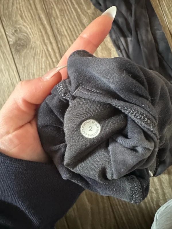 Lululemon alone leggings - Image 3