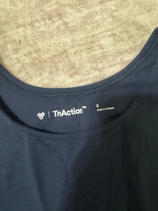 Aritzia tna muscle tank size small - Image 3