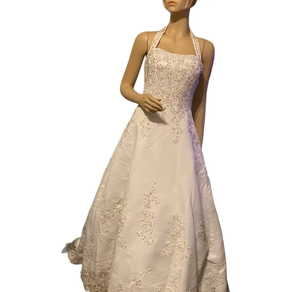 NWT Davids Bridal Michaelangelo‎ White Halter A-Line Gown Beaded Lace Dress - Image 6