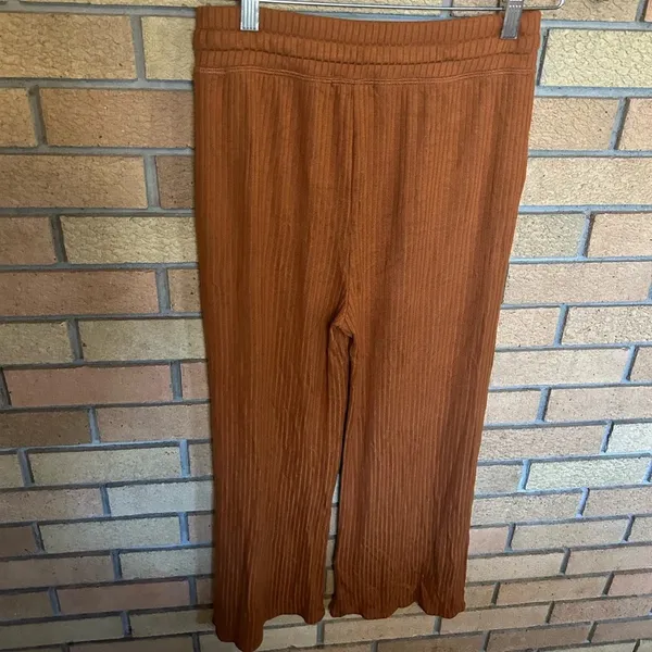 BEYOND YOGA Free Flow Wide-Leg Cropped Ribbed Pants Burnt Orange Size XS NWOT - Image 5