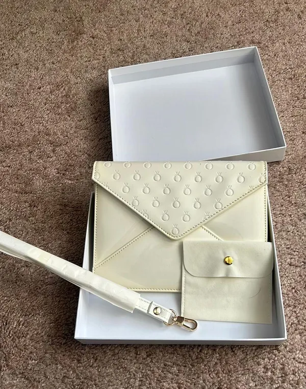 Pandora Cream Clutch With Box - Image 4