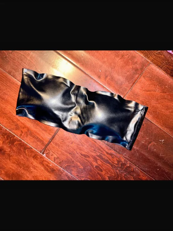 NWOT 12th Tribe Vegan Leather Bandeau. Size Small. - Image 4