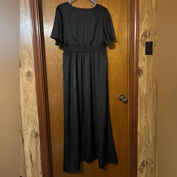SHEIN Classic Black Maxi Dress - Image 2