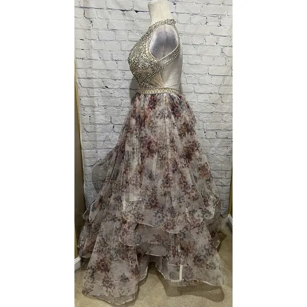Camille La Vie beaded bodice multi layer tulle floral Halter Neck gown Size 4 - Image 5