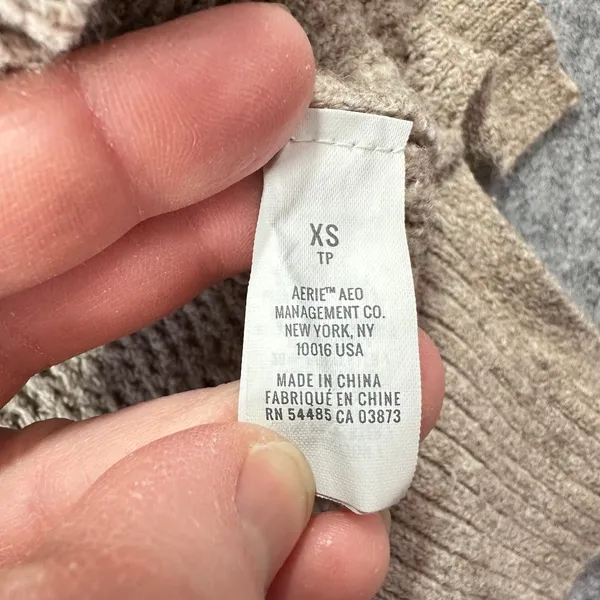 Aerie Women's XS Tan Waffle Knit Hoodie Sweater V-Neck Pullover Oversized Casual - Image 6