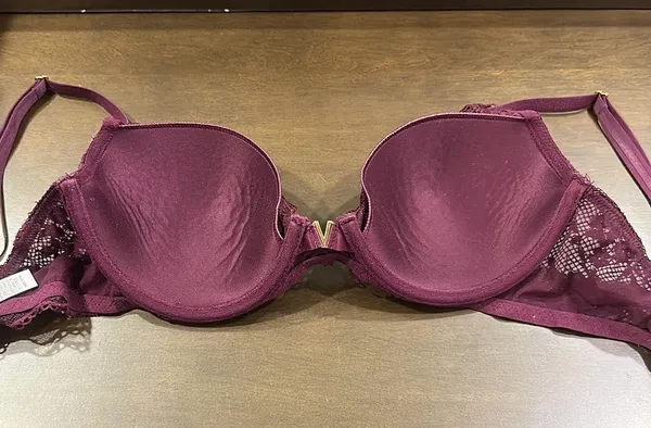 Victoria's Secret Lace Bra - Image 3