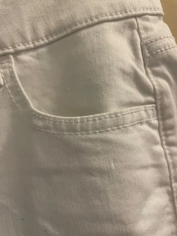American Eagle Outfitters Super Stretch Shorts White Denim Women’s Sz 0 - Image 3