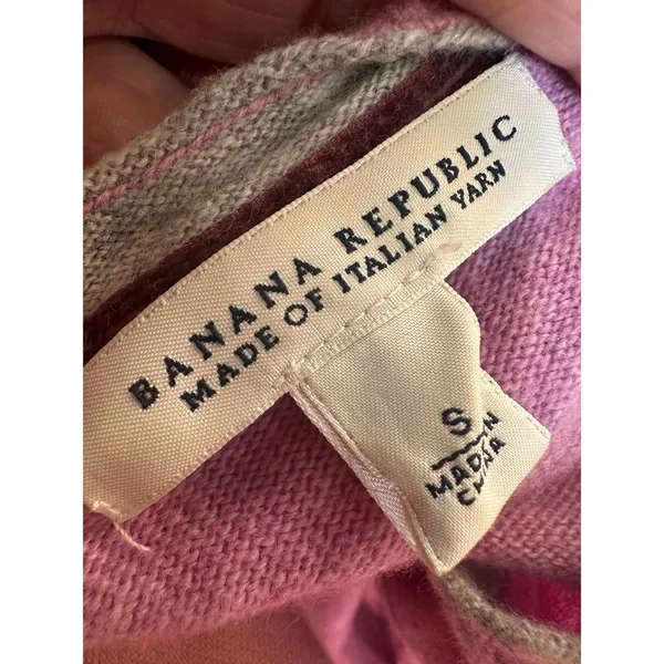 Banana Republic Pink Wool Cashmere Blend‎ V-Neck Sweater Italian Yarn Small - Image 4