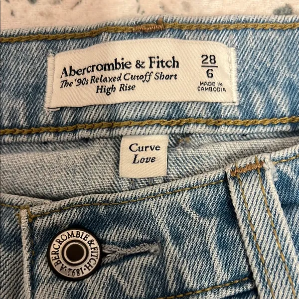 Abercrombie & Fitch Light Wash Denim Rolled Hem Shorts - Image 3