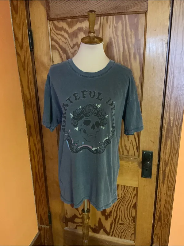 Grateful Dead Skull Roses Graphic Tee American Eagle Band Tee Oversized Band - Image 6