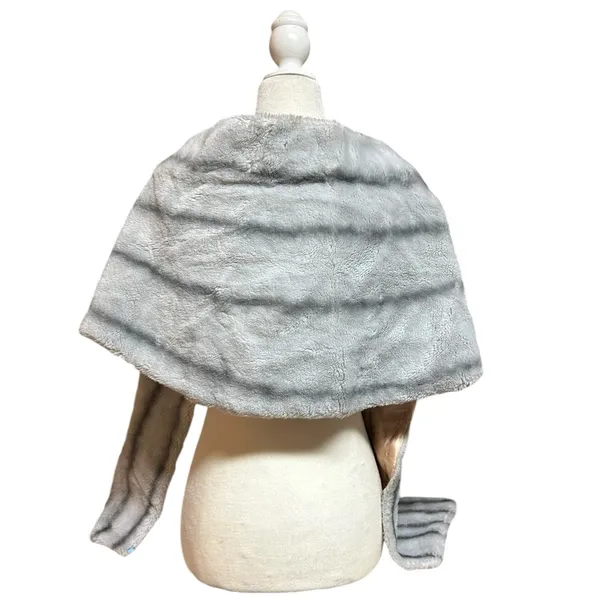 Vintage Faux Fur Stole Cream Gray 1960’s Winter Formal Cocktail Dress - Image 4