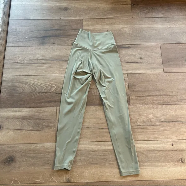 OFFLINE By Aerie Real Me High Waisted Crossover Legging in Sage Green - Image 4