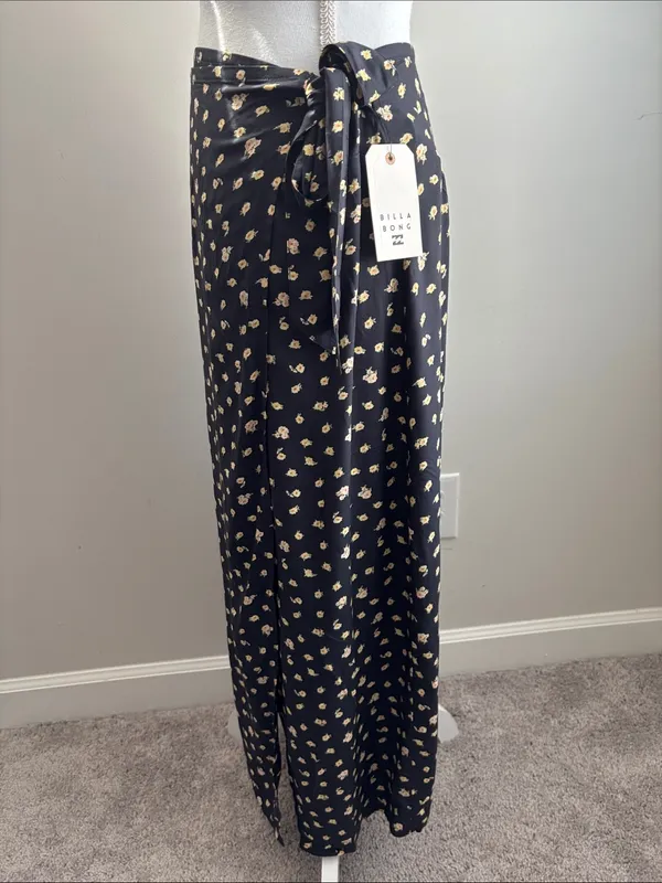 NWT Billabong Ocean Air Floral Maxi Wrap Skirt - Black / Yellow (Size Small) - Image 3
