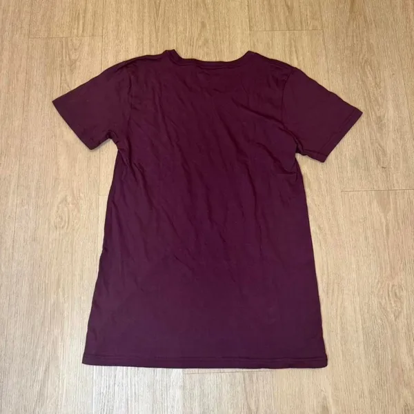 Blue 84 Virginia Tech Hokies T-Shirt, size Large women - Image 2