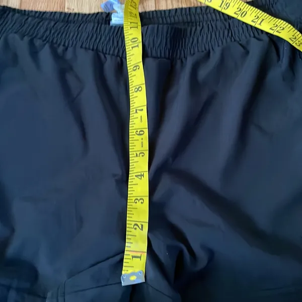 Fabletics Shorts Womens Large Black Pull On Lightweight Running Workout Gym - Image 5