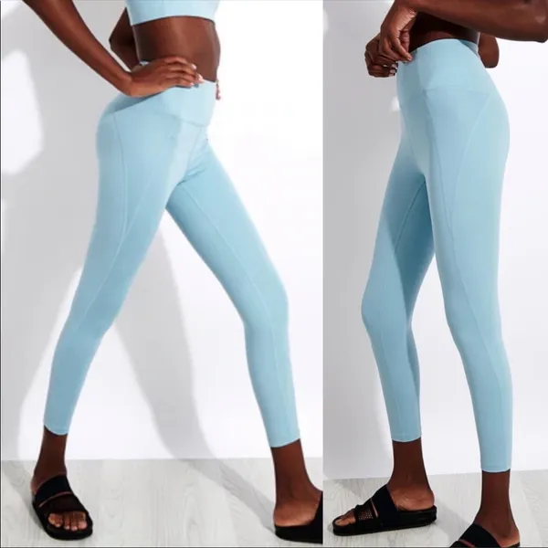 Girlfriend Collective High Rise Compressive Leggings: Sky Light Blue - Image 4