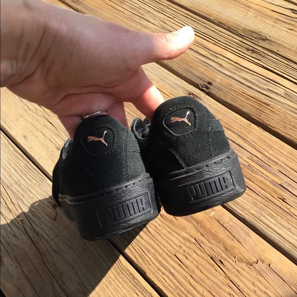 PUMA sneakers-nice and comfy🌟⭐️🌟 - Image 6