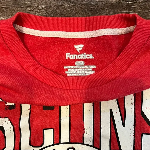 Fanatics Wisconsin Badgers Red Women’s Crewneck Sweatshirt Size Large - Image 2