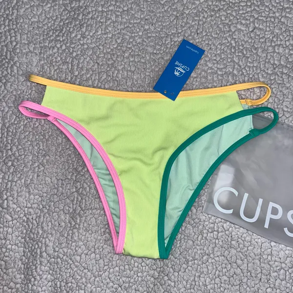 Cupshe Bikini Bottoms - Image 3