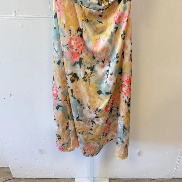 Hello Molly Scenic Drives Midi Dress‎ Floral Twist Front Smocked US 10 Satin - Image 5