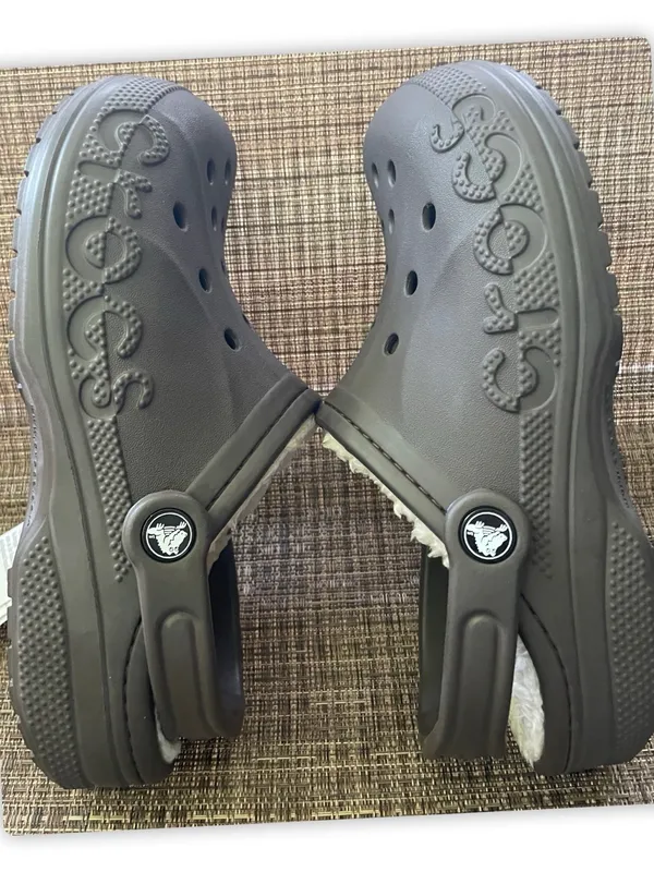 Crocs Classic Lined Clogs Brown Women’s 7 Men’s 5 Fleece Cozy Shoes NWT - Image 3