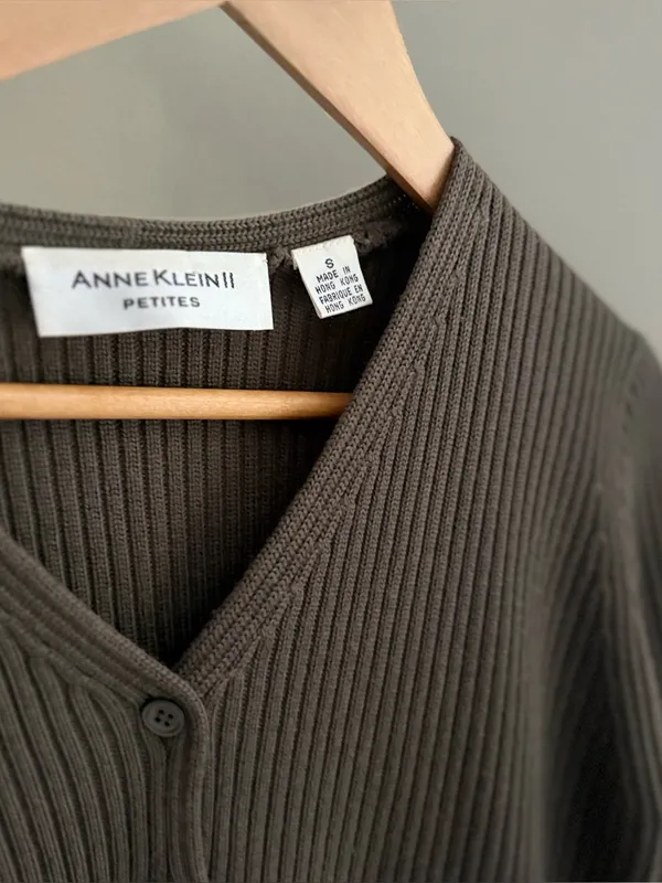 100% Wool Brown Long Ribbed Vintage Cardigan Knit Sweater Small - Image 2