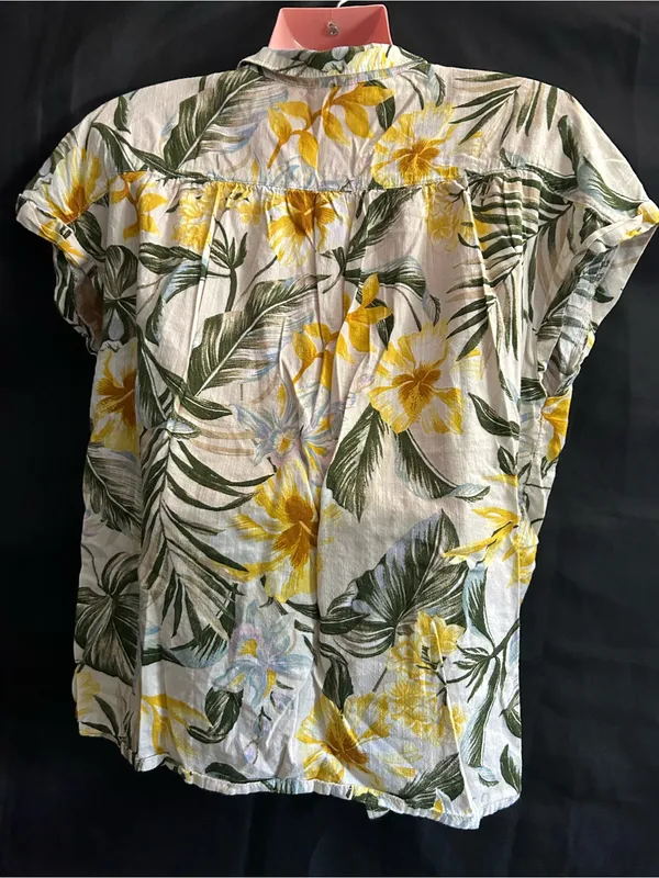 Old Navy Yellow & Green Floral Tie-Front Button Down Top LG - Image 2