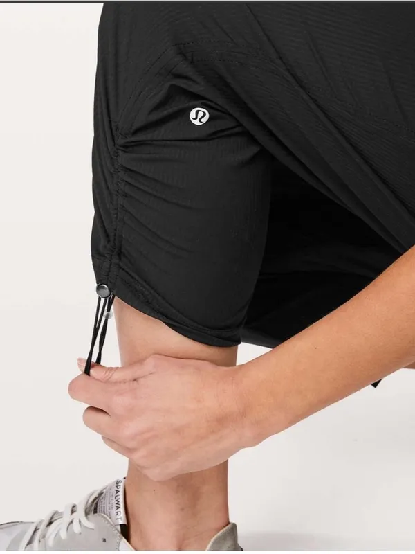 Lululemon Dance Studio Crop *25" Size 6 - Image 2